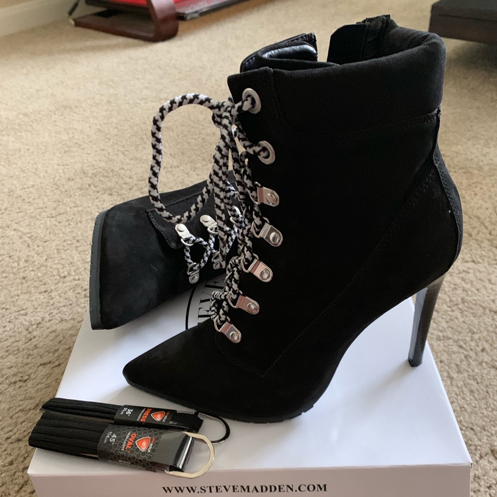 Steve Madden Suede Black Boots (New)